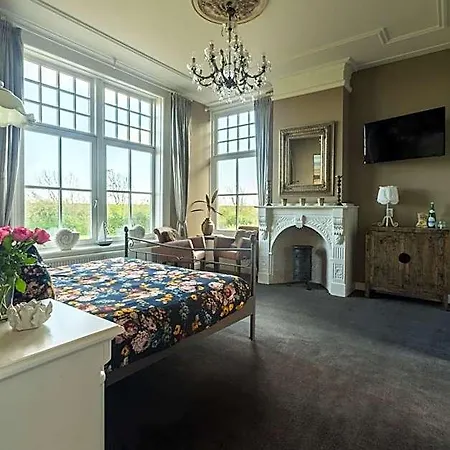 Pastorie Stella Marie Bed & Breakfast Oudeschild